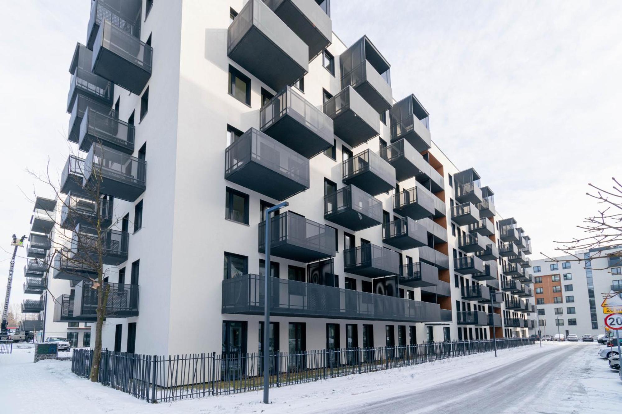 Blue Apartment Ceglana - Free Parking - Self Check-In Katowice Bagian luar foto