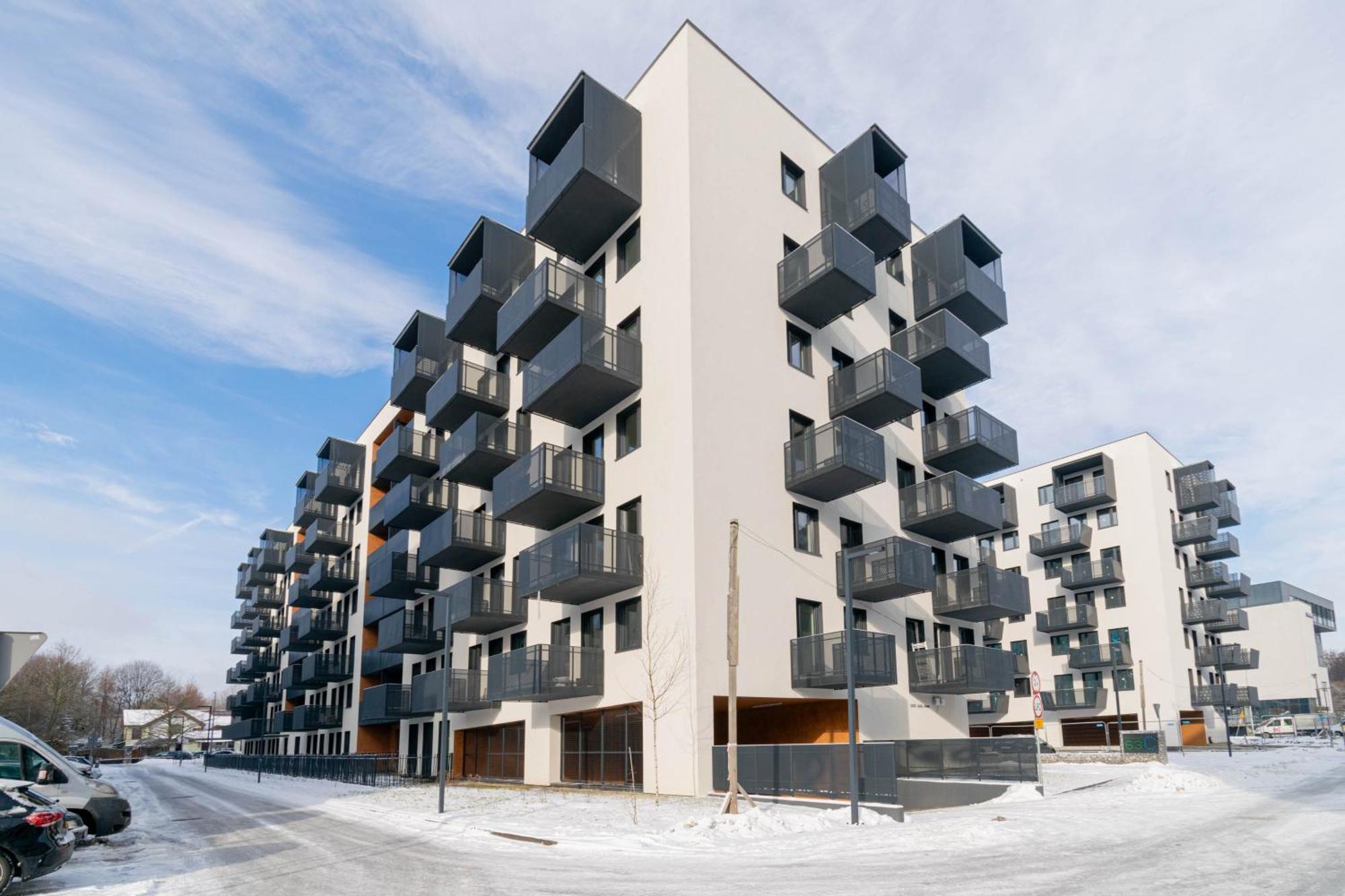 Blue Apartment Ceglana - Free Parking - Self Check-In Katowice Bagian luar foto